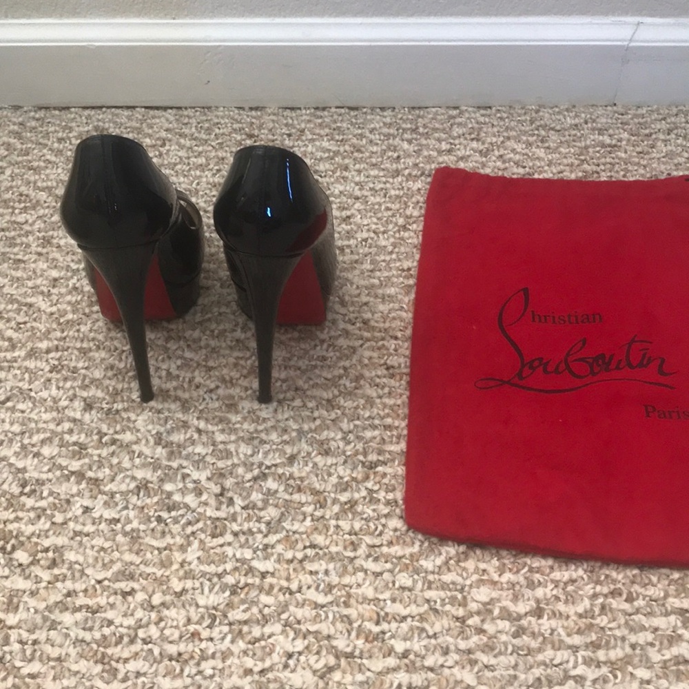 Christian Louboutin shoes - Picture 2 of 7